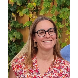 Claire Casteran