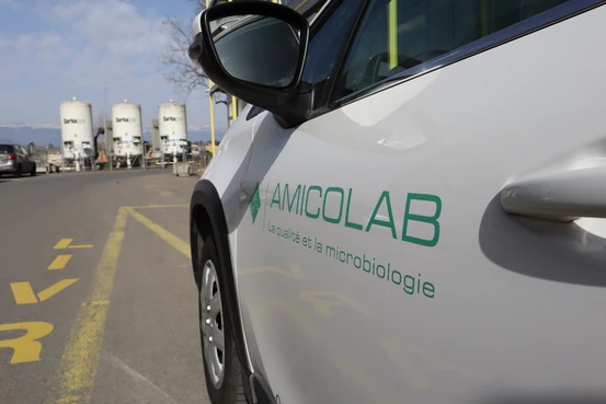 voiture de Amicolab